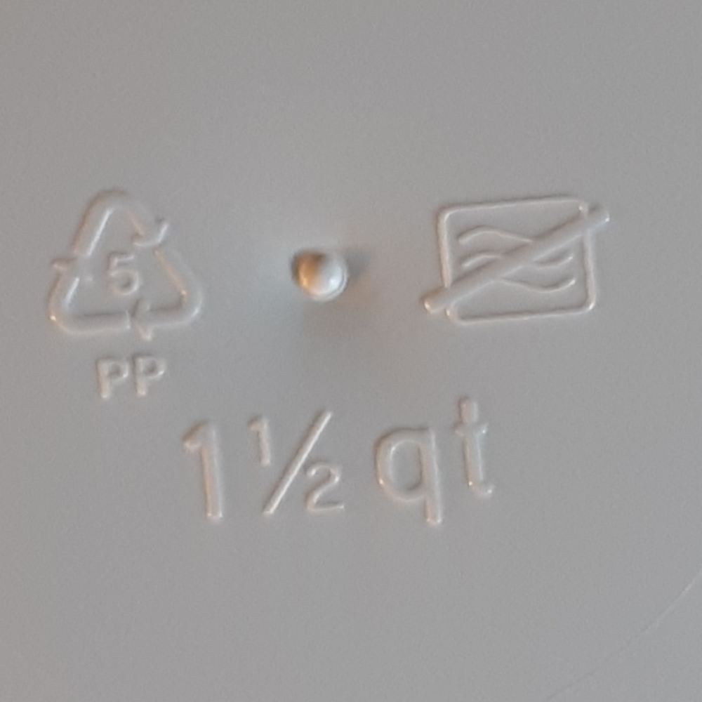 Tupperware Bundle - Picture 4 of 4